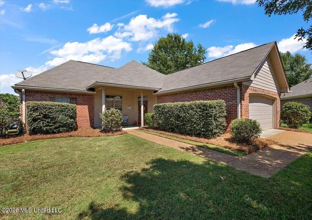 Photo 1 of Single family home for sale at 102 Eastland Cvs, Canton, MS 39046 | MLS# 4162011 | Listing updated on 2026-09-10