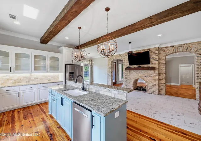 Photo 4 of Sale Pending at 403 Huntington Point, Brandon, MS 39047 | MLS# 4161874 | Listing updated on 2026-09-28
