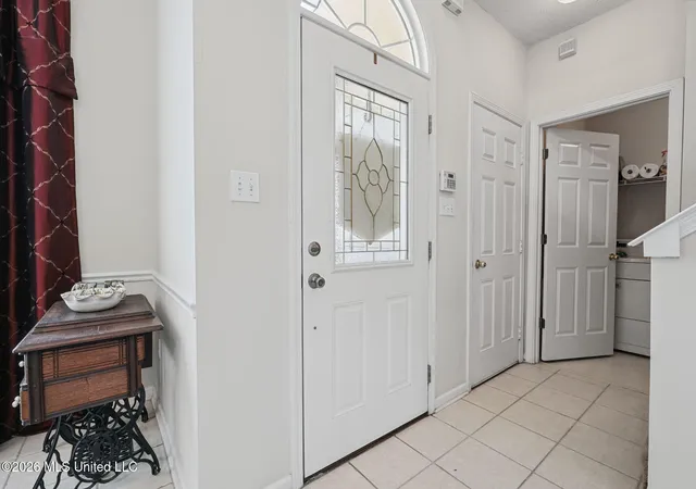 Photo 3 of Single family home for sale at 1091 Warwick Pl, Southaven, MS 38671 | MLS# 4162036 | Listing updated on 2026-09-10