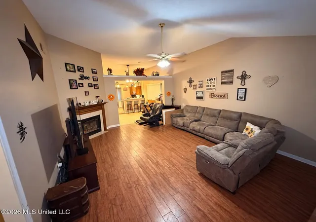 Photo 3 of Single family home for sale at 5424 Gibbons Cvs, Southaven, MS 38671 | MLS# 4162221 | Listing updated on 2026-09-16