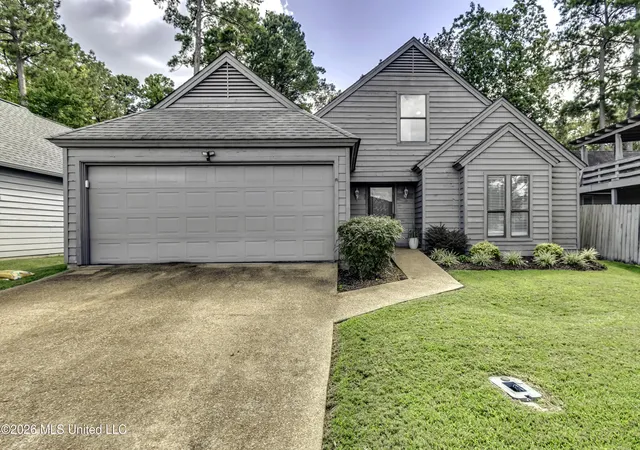 Photo 1 of Single family home for sale at 226 Waterwood Dr, Brandon, MS 39047 | MLS# 4161942 | Listing updated on 2026-09-10