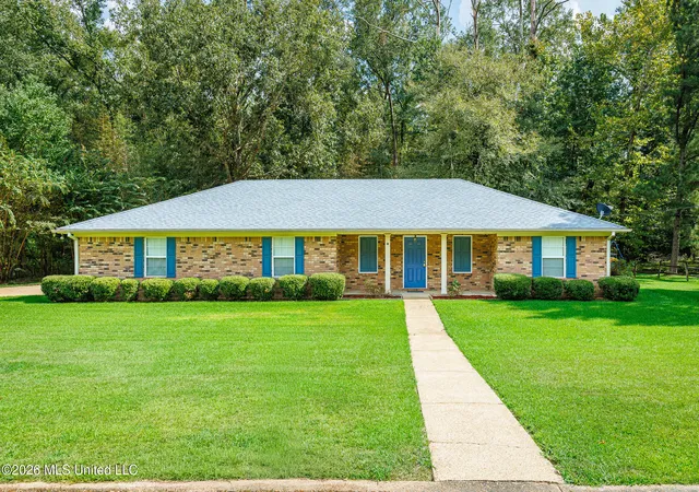 Photo 1 of Single family home for sale at 101 Lee Ann Dr, Hazlehurst, MS 39083 | MLS# 4161972 | Listing updated on 2026-09-10