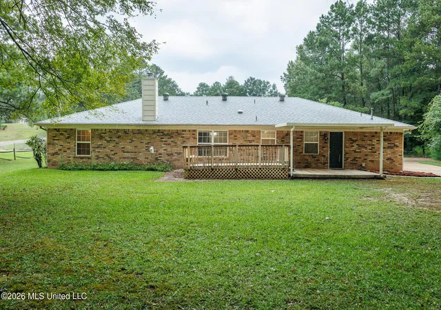 Photo 31 of Single family home for sale at 101 Lee Ann Dr, Hazlehurst, MS 39083 | MLS# 4161972 | Listing updated on 2026-09-10