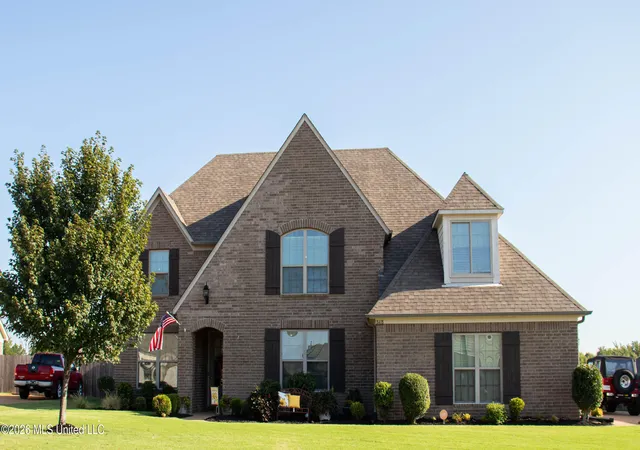 Photo 3 of Single family home for sale at 8418 Laura Lennon Pass Dr, Olive Branch, MS 38654 | MLS# 4161895 | Listing updated on 2026-09-09