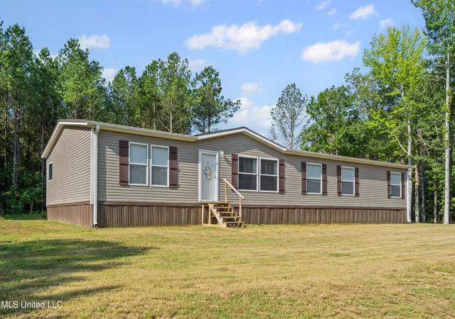 Photo 2 of Sale Pending at 255 Ms 310, Waterford, MS 38685 | MLS# 4161889 | Listing updated on 2026-09-12