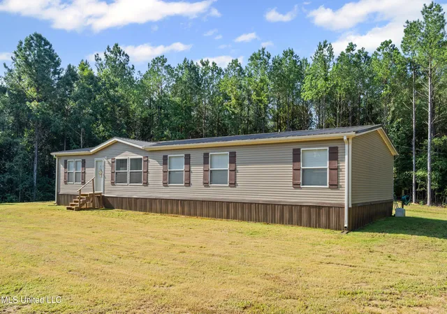Photo 3 of Sale Pending at 255 Ms 310, Waterford, MS 38685 | MLS# 4161889 | Listing updated on 2026-09-12