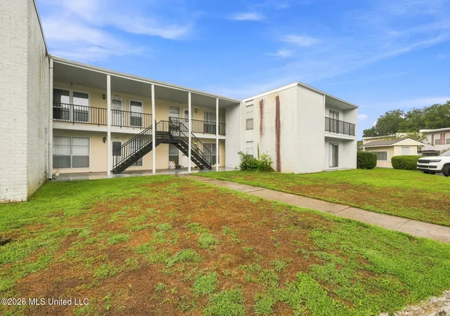 Condo for sale at 3220 Cumberland Rd, Ocean Springs, MS 39564 | MLS# 4162021