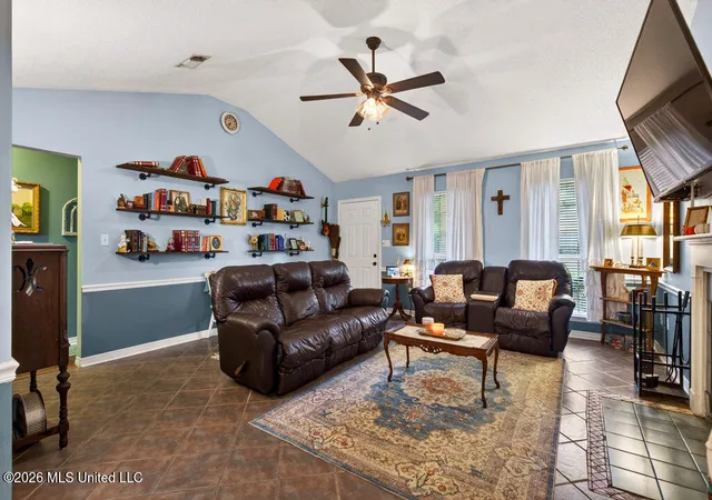 Photo 4 of Single family home for sale at 9534 Laa La Way, Diamondhead, MS 39525 | MLS# 4162027 | Listing updated on 2026-10-05