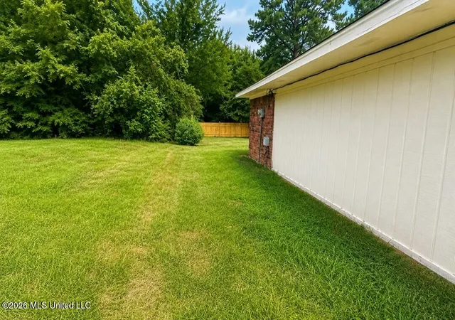Photo 4 of Single family home for sale at 2056 Monaco St, Jackson, MS 39204 | MLS# 4161915 | Listing updated on 2026-09-09
