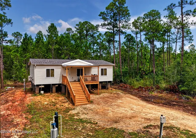 Photo 3 of Manufactured home for sale at 5053 W Swallow Ln, Bay Saint Louis, MS 39520 | MLS# 4162100 | Listing updated on 2026-09-11