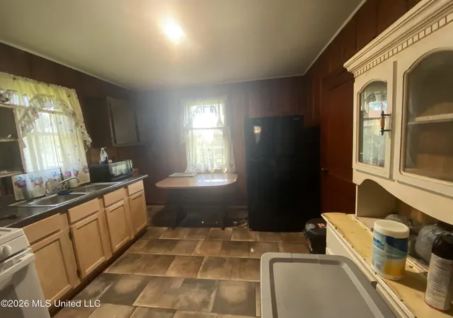 Photo 4 of Single family home for sale at 402 S Spruce St, Vidalia, LA 71373 | MLS# 4161931 | Listing updated on 2026-09-10