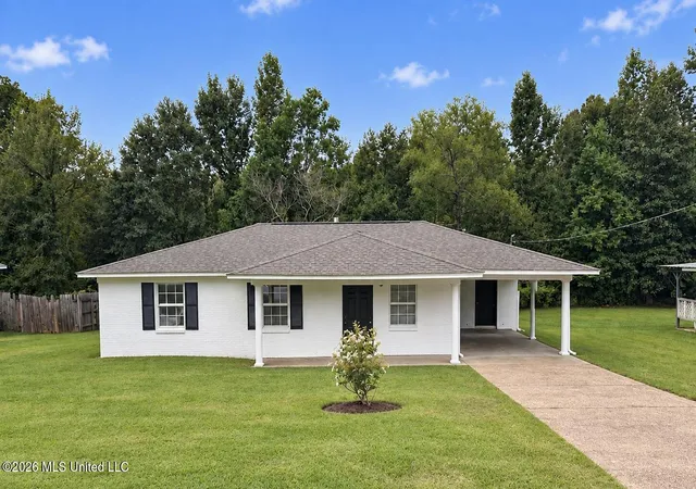Photo 1 of Single family home for sale at 314 Barbara Ave, Magee, MS 39111 | MLS# 4161953 | Listing updated on 2026-10-08
