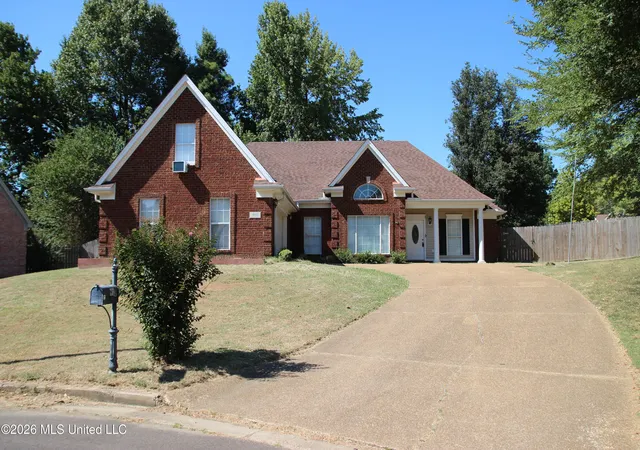 Photo 2 of Single family home for sale at 910 Scotch Pine Cvs, Southaven, MS 38671 | MLS# 4161951 | Listing updated on 2026-09-19
