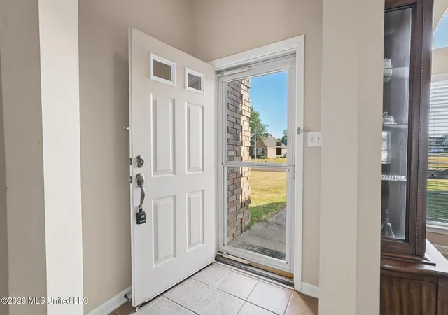 Photo 3 of Single family home for sale at 2603 Pinnacle Dr, Southaven, MS 38672 | MLS# 4161990 | Listing updated on 2026-09-10