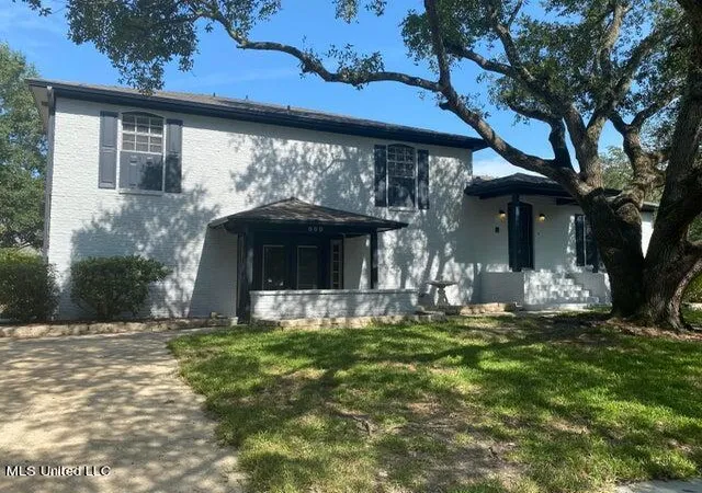 Single family home for sale at 900 S Sea Cvs St, Pascagoula, MS 39581 | MLS# 4162008