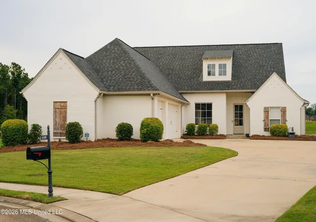 Photo 1 of Single family home for sale at 159 Camden Lake Dr, Madison, MS 39110 | MLS# 4162250 | Listing updated on 2026-09-11