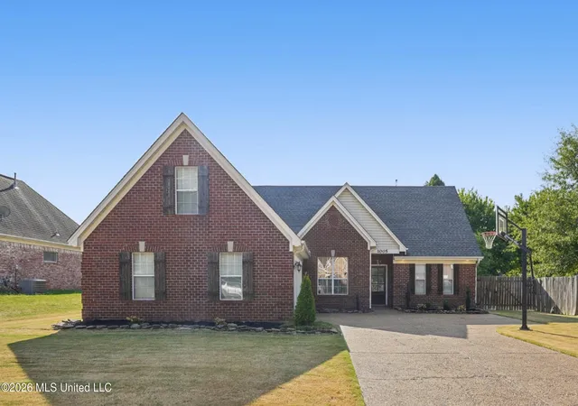 Photo 1 of Sale Pending at 1005 Tara Dr, Hernando, MS 38632 | MLS# 4162064 | Listing updated on 2026-09-16