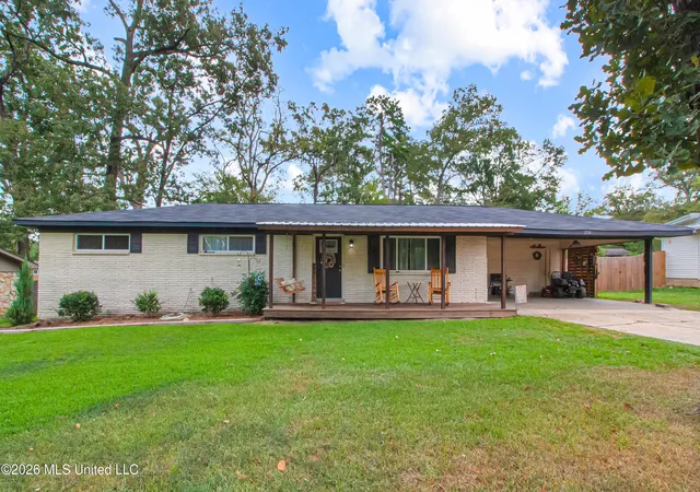 Photo 2 of Sale Pending at 208 Bruin St, Pearl, MS 39208 | MLS# 4162301 | Listing updated on 2026-09-30