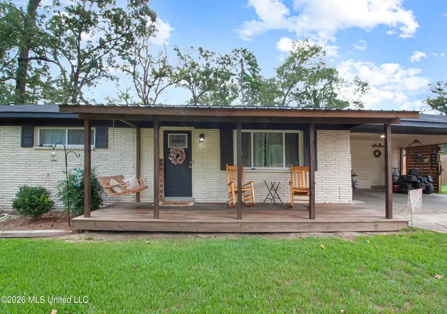 Photo 3 of Sale Pending at 208 Bruin St, Pearl, MS 39208 | MLS# 4162301 | Listing updated on 2026-09-30