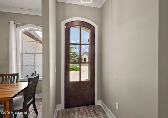 Photo 3 of Single family home for sale at 164 Sweetbriar Cir, Canton, MS 39046 | MLS# 4162225 | Listing updated on 2026-09-28