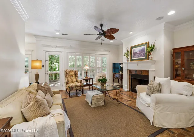 Photo 2 of Single family home for sale at 912 Bent Tree Cir, Pass Christian, MS 39571 | MLS# 4162159 | Listing updated on 2026-09-13