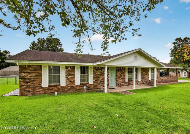 Photo 3 of Single family home for sale at 205 Saint Augustine Dr, Long Beach, MS 39560 | MLS# 4162192 | Listing updated on 2026-10-14