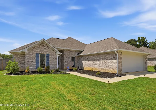 Photo 3 of Single family home for sale at 226 Jasmine Cvs Cir, Brandon, MS 39042 | MLS# 4162139 | Listing updated on 2026-09-11