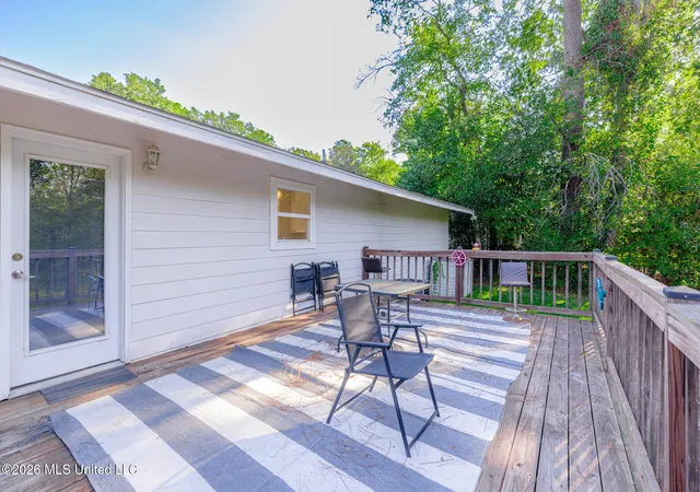 Photo 4 of Single family home for sale at 1611 Kent Ave, Jackson, MS 39211 | MLS# 4162095 | Listing updated on 2026-09-10