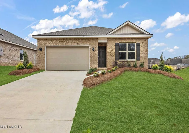 Photo 1 of Single family home for sale at 4997 Quail Ridge Dr, Jackson, MS 39212 | MLS# 4162042 | Listing updated on 2026-09-10