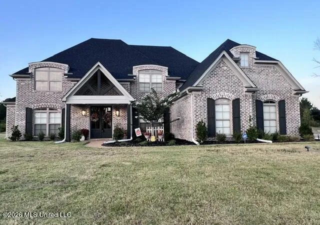 Photo 1 of Single family home for sale at 398 Poplar Ln, Holly Springs, MS 38635 | MLS# 4162079 | Listing updated on 2026-09-10