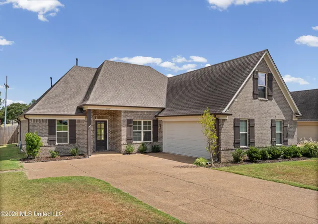 Photo 3 of Single family home for sale at 3510 Champion Hills Dr, Southaven, MS 38672 | MLS# 4162063 | Listing updated on 2026-09-10