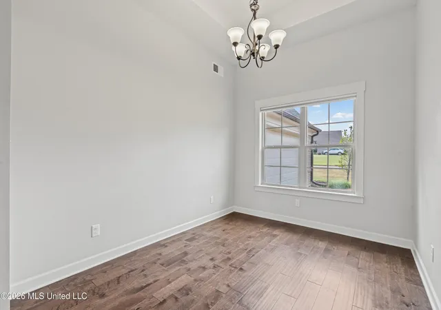 Photo 4 of Single family home for sale at 3510 Champion Hills Dr, Southaven, MS 38672 | MLS# 4162063 | Listing updated on 2026-09-10