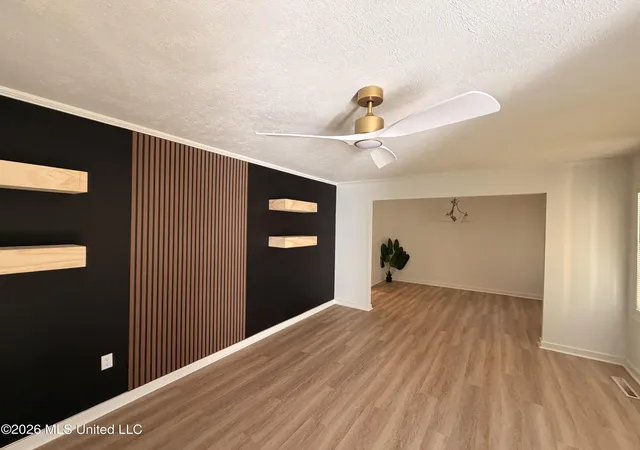 Photo 2 of Single family home for sale at 528 N Park Ln, Jackson, MS 39206 | MLS# 4162086 | Listing updated on 2026-09-13