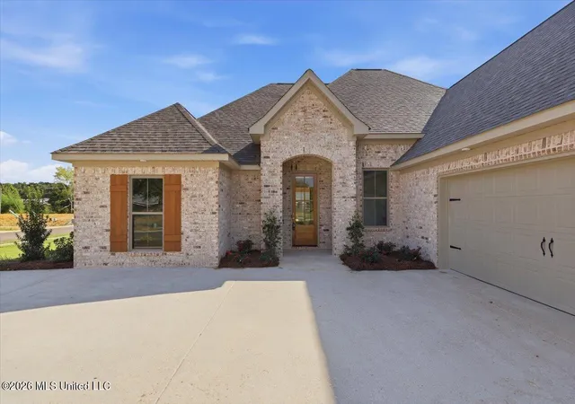 Photo 4 of Single family home for sale at 311 Brookfield Cir, Brandon, MS 39042 | MLS# 4162089 | Listing updated on 2026-10-26