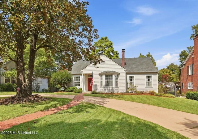 Photo 1 of Single family home for sale at 1424 Pinehurst St, Jackson, MS 39202 | MLS# 4162289 | Listing updated on 2026-09-13