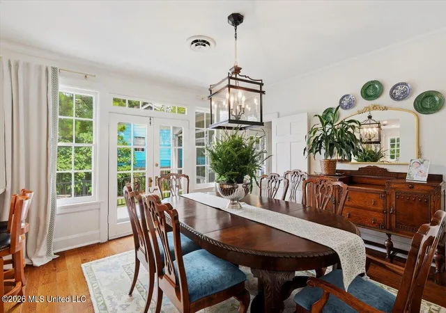 Photo 2 of Single family home for sale at 1424 Pinehurst St, Jackson, MS 39202 | MLS# 4162289 | Listing updated on 2026-09-13
