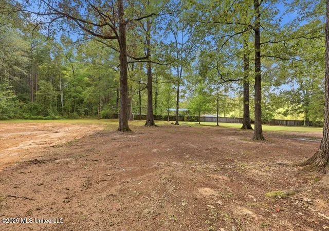 Photo 4 of Sale Pending at 301 Maple St, Florence, MS 39073 | MLS# 4162128 | Listing updated on 2026-10-18