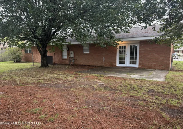 Photo 3 of Single family home for sale at 607 Temple Dr, Gulfport, MS 39503 | MLS# 4162125 | Listing updated on 2026-09-17