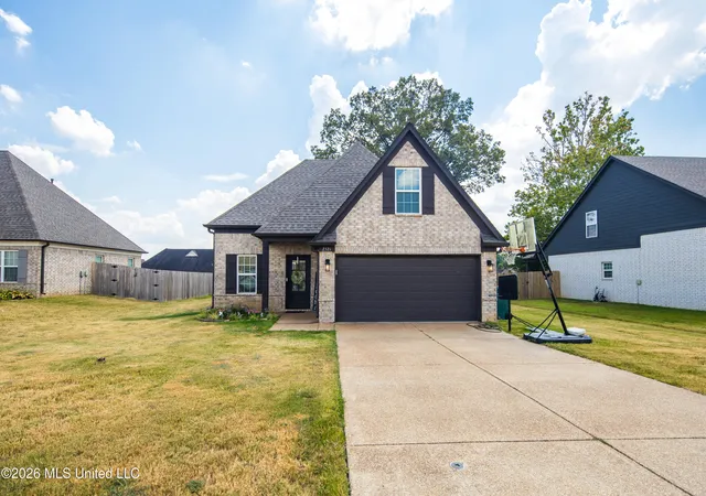 Photo 1 of Single family home for sale at 2521 Darlene St, Southaven, MS 38672 | MLS# 4162126 | Listing updated on 2026-09-11