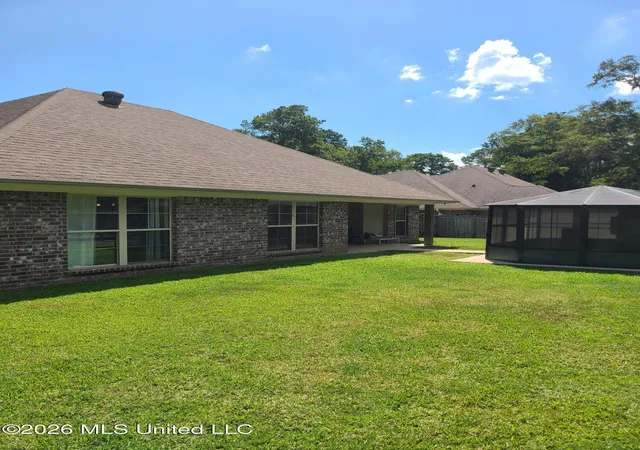 Photo 4 of Single family home for sale at 3 Lenox Ct, Jackson, MS 39211 | MLS# 4162341 | Listing updated on 2026-10-13