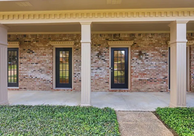 Photo 4 of Sale Pending at 111 Fern Dr, Brandon, MS 39042 | MLS# 4162157 | Listing updated on 2026-09-13