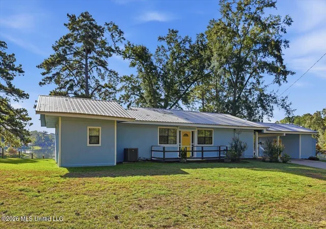 Photo 2 of Single family home for sale at 407 W Dewey Camp Dr, Florence, MS 39073 | MLS# 4162150 | Listing updated on 2026-09-11
