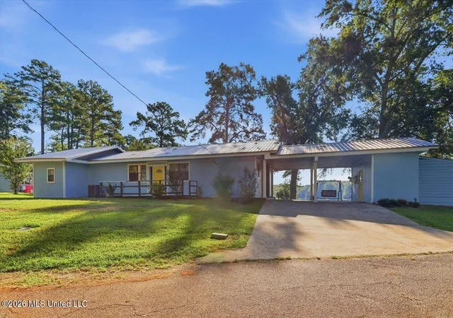 Photo 2 of Single family home for sale at 407 W Dewey Camp Dr, Florence, MS 39073 | MLS# 4162150 | Listing updated on 2026-09-11