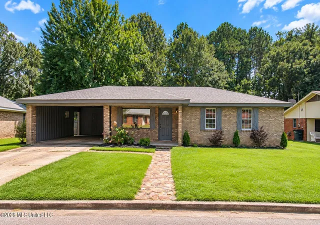 Photo 1 of Single family home for sale at 1018 Glenmore Dr, Columbia, MS 39429 | MLS# 4162348 | Listing updated on 2026-10-15