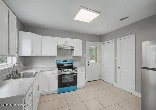 Photo 3 of Single family home for sale at 1775 Vaughn St, Biloxi, MS 39531 | MLS# 4162152 | Listing updated on 2026-09-11