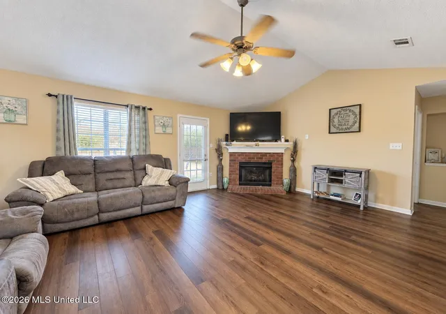 Photo 3 of Single family home for sale at 1636 Madison Cvs, Southaven, MS 38671 | MLS# 4162186 | Listing updated on 2026-09-11