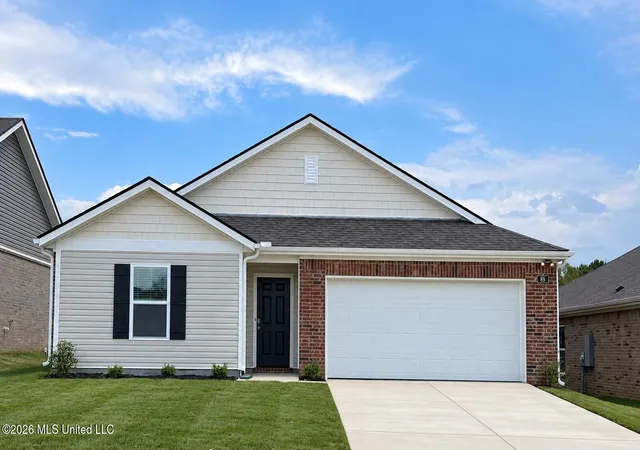 Photo 1 of Single family home for sale at 89 Pine St, Byhalia, MS 38611 | MLS# 4162202 | Listing updated on 2026-09-11