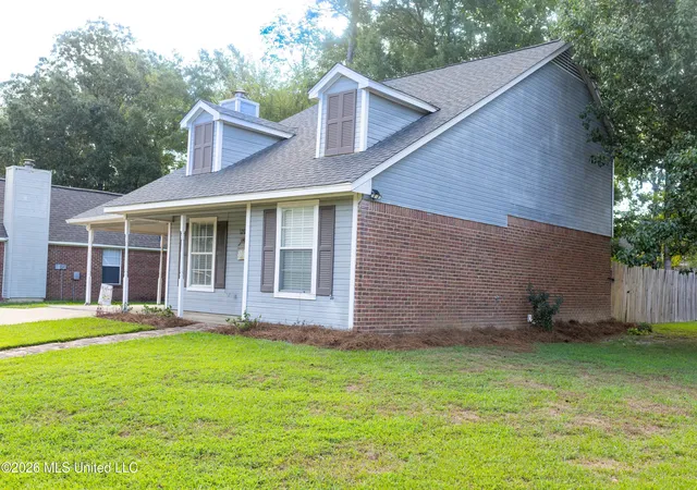 Photo 3 of Single family home for sale at 1200 Barnett Bnd Cir, Brandon, MS 39047 | MLS# 4162391 | Listing updated on 2026-10-21