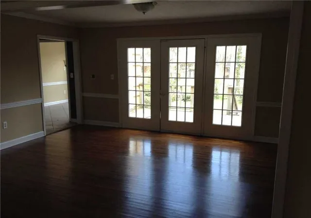 Photo 4 of Single family home for sale at 5744 Orchardview Dr, Jackson, MS 39211 | MLS# 4162211 | Listing updated on 2026-09-11