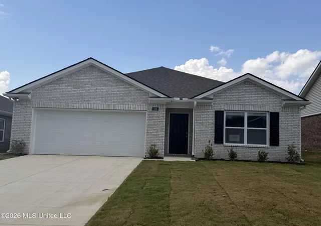 Photo 1 of Single family home for sale at 115 Pine St, Byhalia, MS 38611 | MLS# 4162210 | Listing updated on 2026-09-11